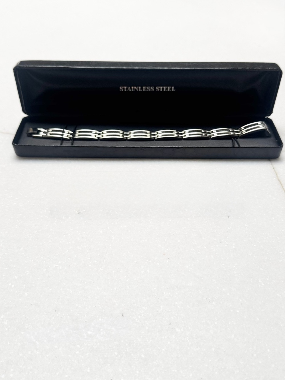 Unisex stainless steel watch